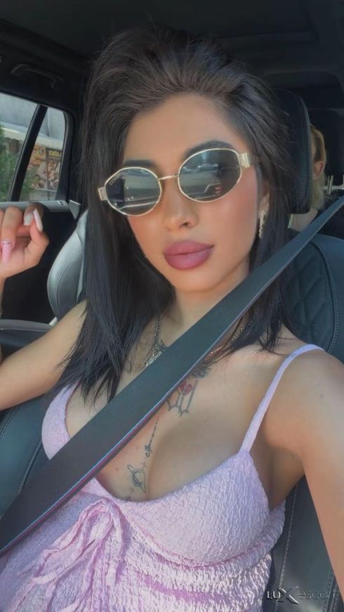 ⚜️Top Escort⚜️VIP⚜️Girl⚜️GFE🫦 -  снимка 0