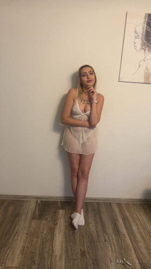 Please Read Carefully I Travel Top Escorts I Visit Hotels -  снимка 2