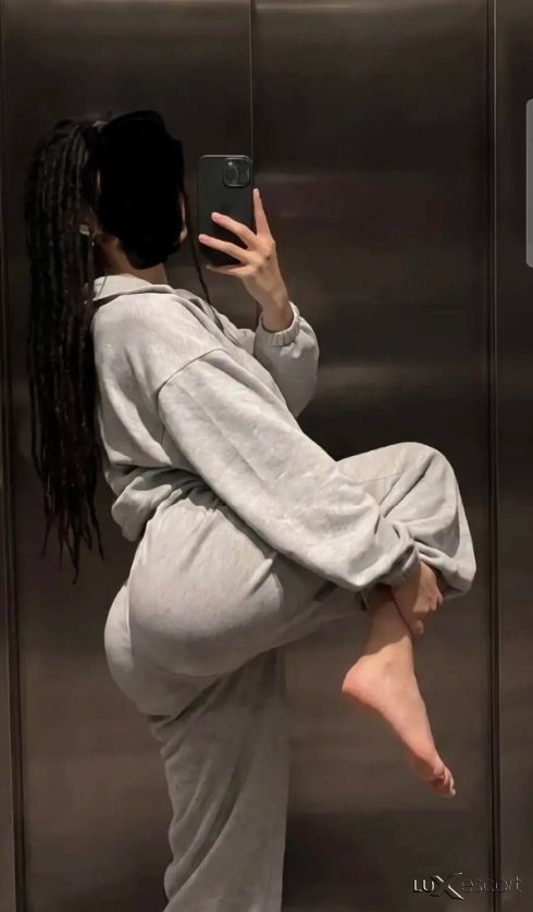 VIP Escort  Нова българка съм за малко тук -  снимка 1