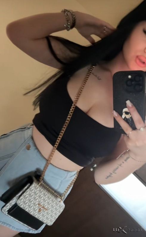 Нова съм.Много палава ако не вярваш потърси ме на Viber. -  снимка 16