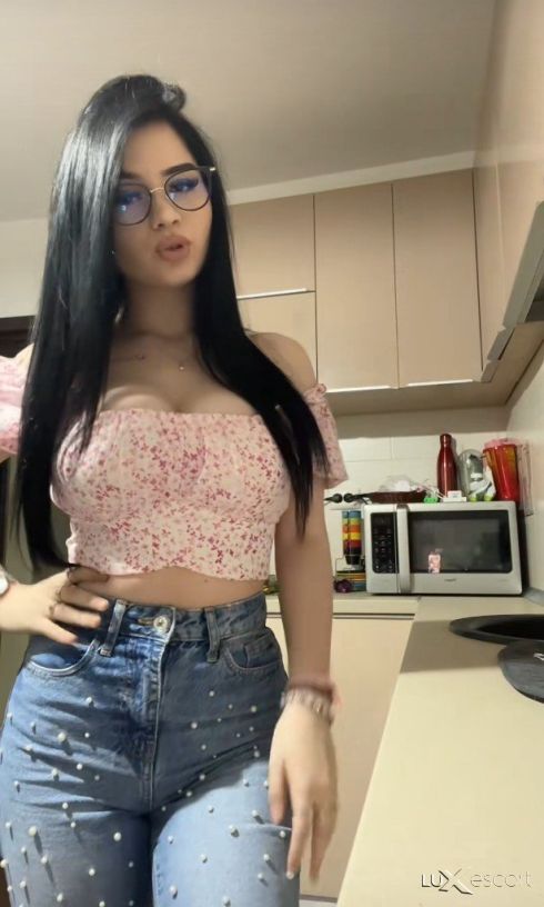 Нова съм.Много палава ако не вярваш потърси ме на Viber. -  снимка 1