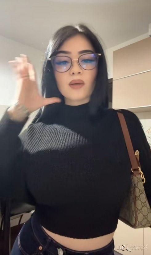 Нова съм.Много палава ако не вярваш потърси ме на Viber. -  снимка 4