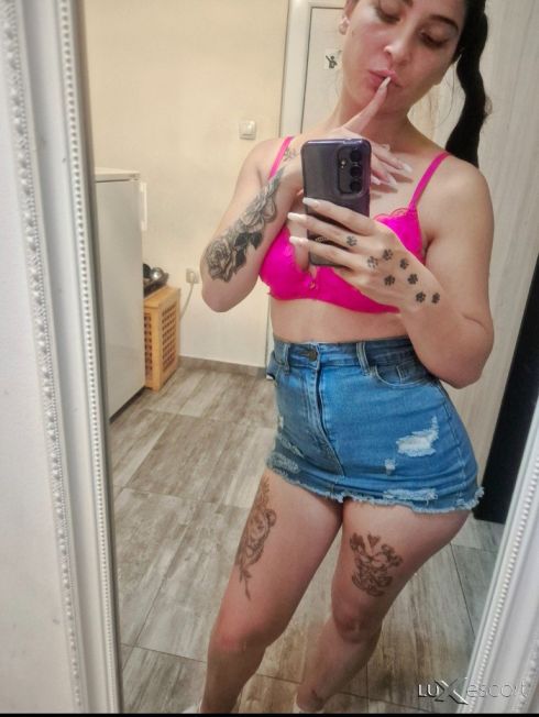 💋Топ момиче💋 -  снимка 2