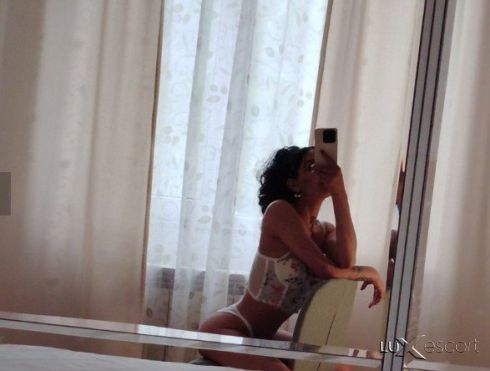 🥰TOP❤️‍🔥NEW SIYANA♥️ESCORT👿 -  снимка 7