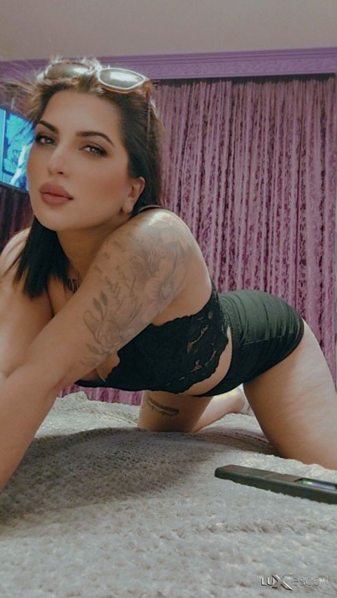 100% Real 💜 -  снимка 2