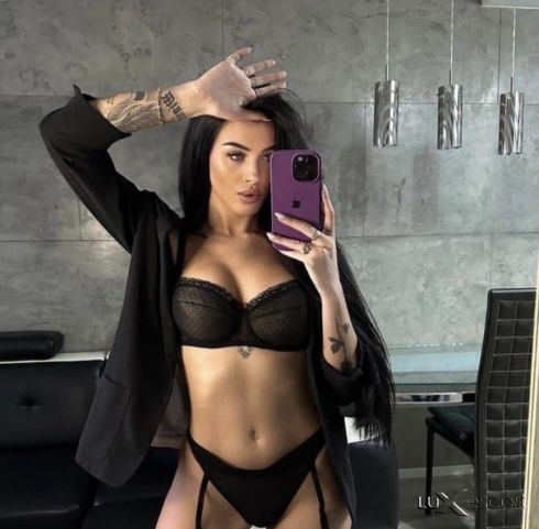 Call me baby in WhatsApp 🔞 -  снимка 0
