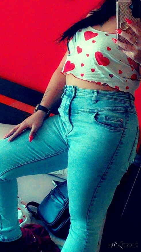 NOVA ZA KRATKO V GRADA -  снимка 1