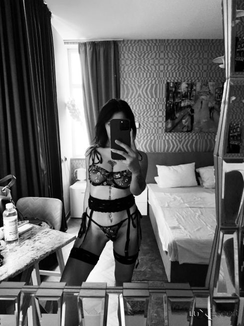 VANESSSA -  снимка 3