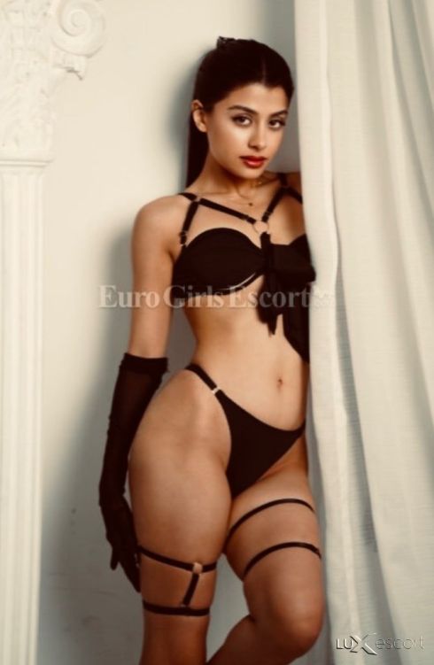 Top escort -  снимка 1