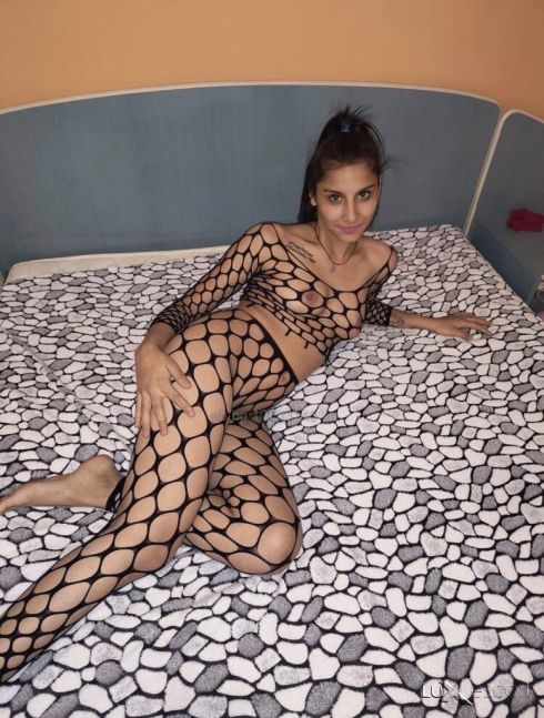 Страхотна троика 💋 -  снимка 5