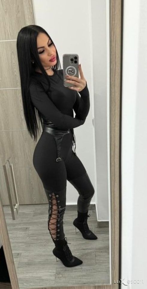 🍑🍑Твоята секс фантазия френска без в цената💦👅🤤 -  снимка 5