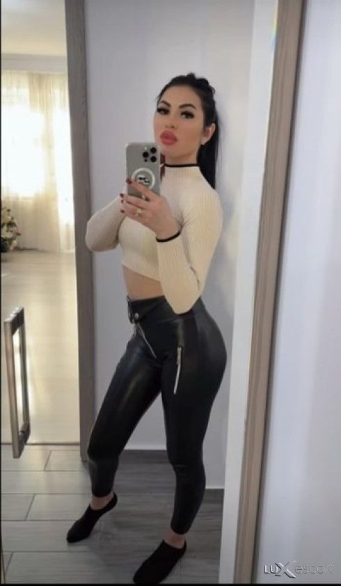 🍑🍑Твоята секс фантазия френска без в цената💦👅🤤 -  снимка 8