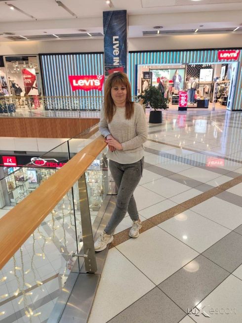 Нова във Града Реална на Милион Процента ела и се Убеди -  снимка 4