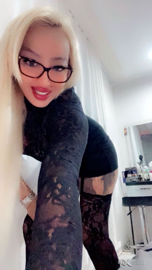 🩷Порно звезда🩷 -  снимка 9