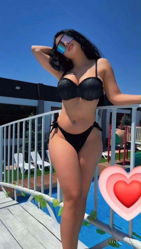 Твоето топ искушение👅 -  снимка 0