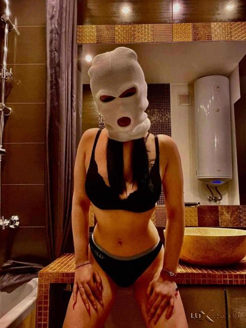 Top escort -  снимка 8