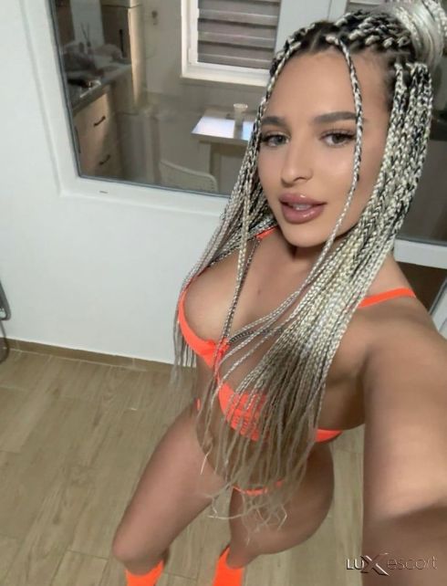 HOT GIRL! 💦 New in town💋😋 -  снимка 3