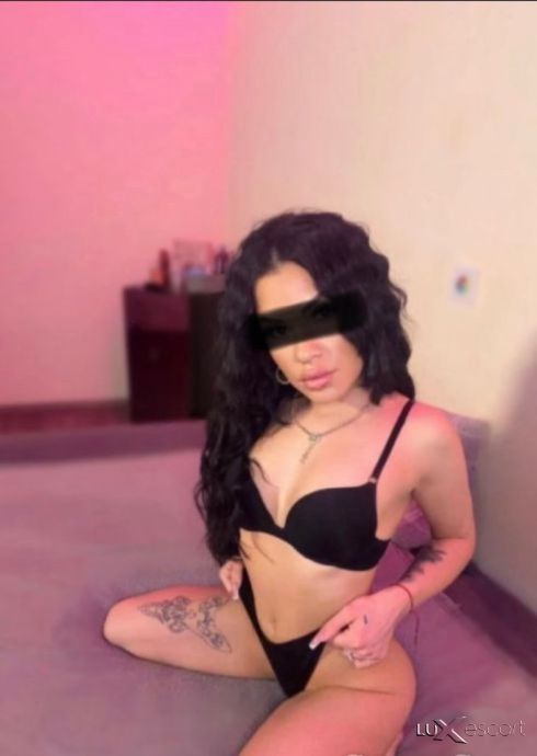 New eskort Top mace -  снимка 7