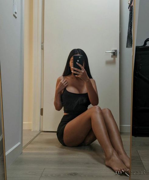 New🥳party Girl🥳  WhatsappMe🥳 -  снимка 4