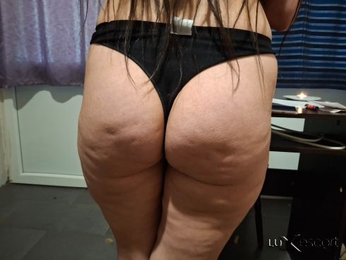 Аз съм ангелче с рогца, а дори не съм сама! -  снимка 8