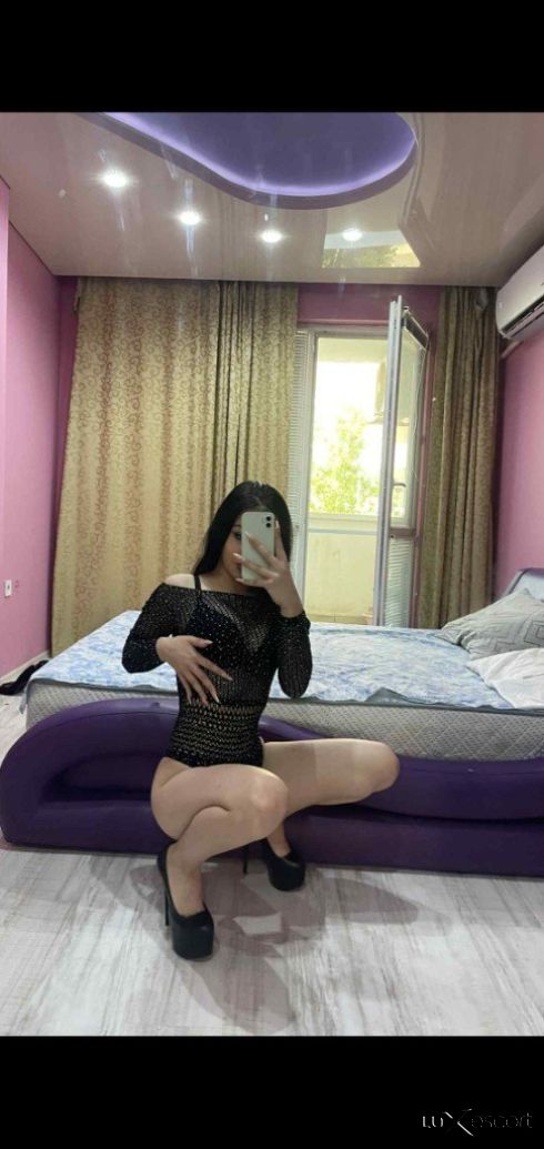 Габриела -  снимка 1