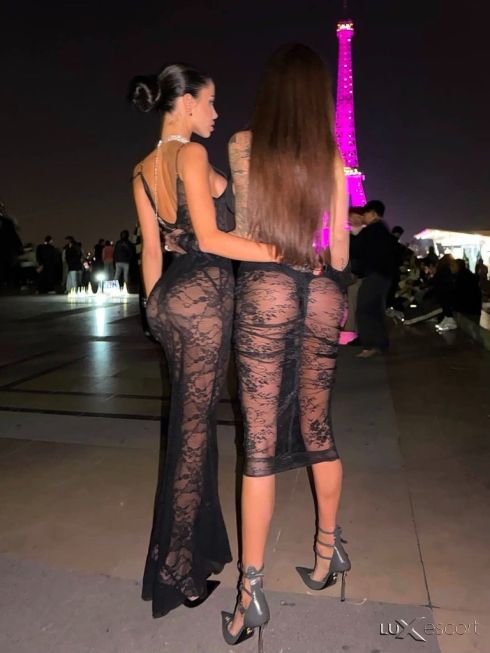 Две момичета 2×150=300/1ч -  снимка 0