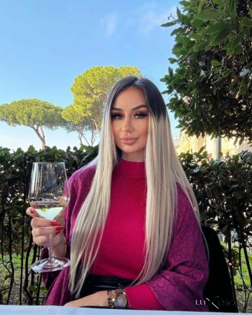 ROSALINDA ⚜️ VIP Escort ⚜️ П. Програма / 499euro. GFE/ 699euro -  снимка 3