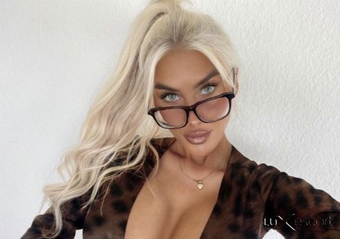 Monika otnovo tuk 100% real -  снимка 2