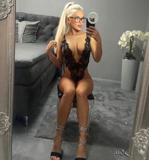 Monika otnovo tuk 100% real -  снимка 3