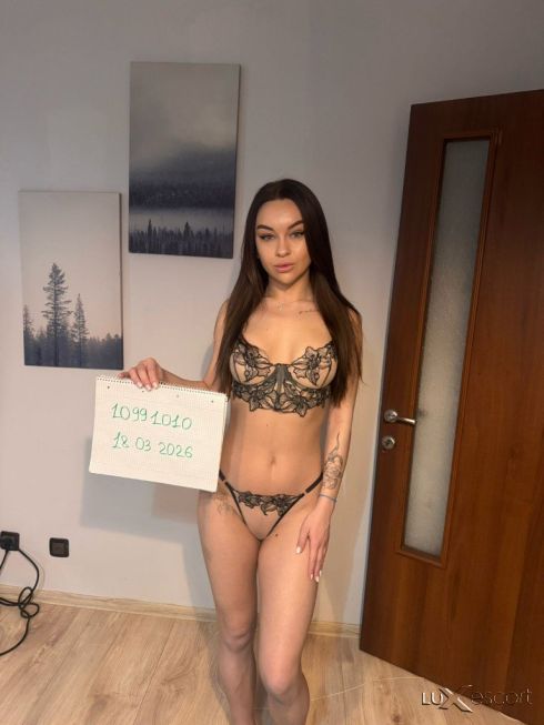 Milana🔥млада красива -  снимка 1