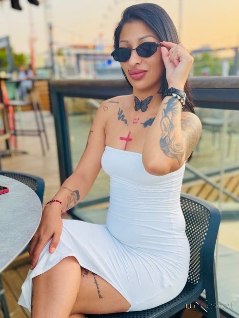 Реално и истинско Момиче ❗️ -  снимка 1