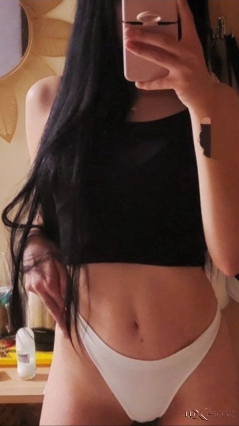 Само на ваш терен💋💚 -  снимка 6