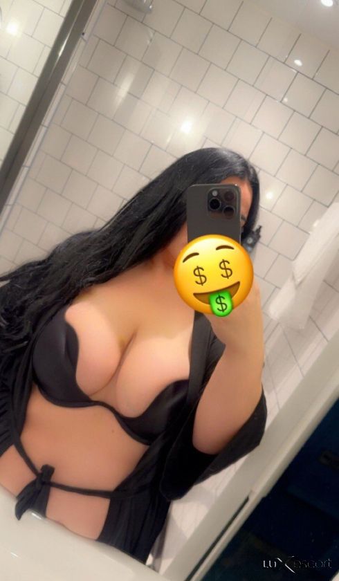 Секси и много палава -  снимка 0