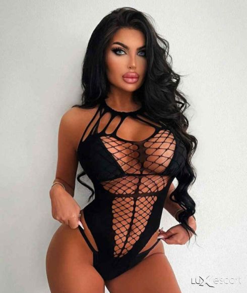 Здравейте казвам се Мария -  снимка 2