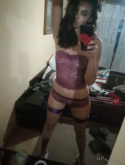 Лора реална -  снимка 3