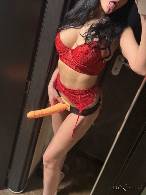 ♥️🐈‍⬛Onlyfansemodel Crystail Maiden🐈‍⬛♥️ -  снимка 11