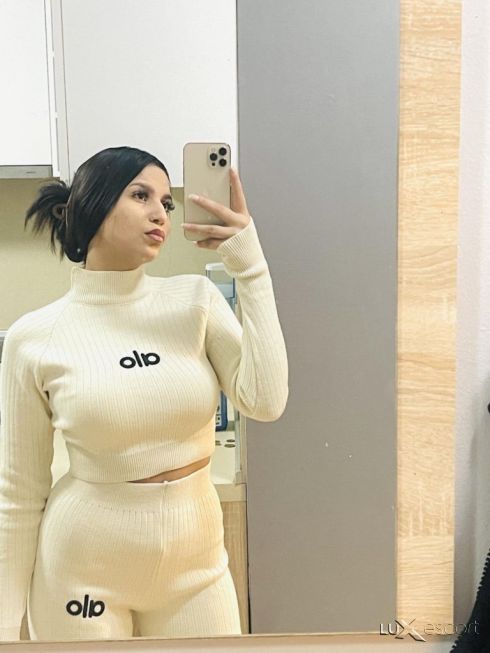 Нова във бранша😊❤️ -  снимка 3