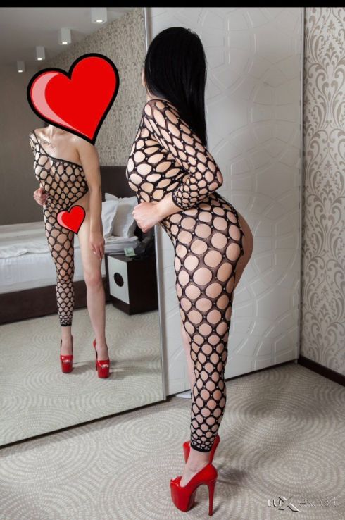 Алекса нова съм в София -  снимка 4