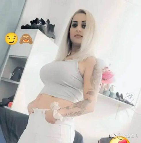 Отново във вашия град 💋👅❤️🩷🫦👅💋🥰😍 -  снимка 1