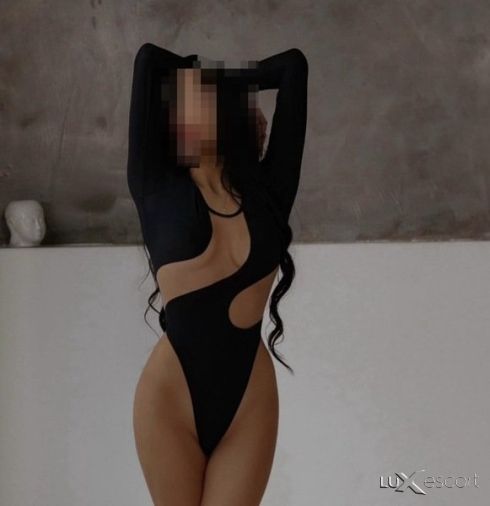 Сладка и опасна😈😈🔞🔞Минимум за 2/3ч.♥️♥️ -  снимка 1