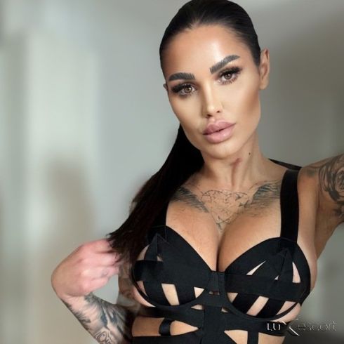 Нова е града😈😈🔞🔞Минимум за 2/3ч.♥️♥️ -  снимка 6