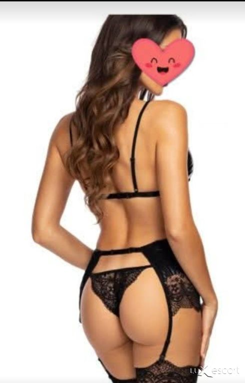 Истинска съм не работя с фалшиви снимки 🍭💋🍭😋😋😋 -  снимка 2