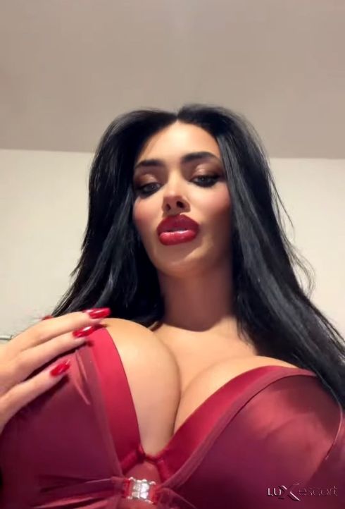 New luxury girl Verefied✅ -  снимка 1