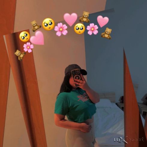 100%Реална съм -  снимка 1