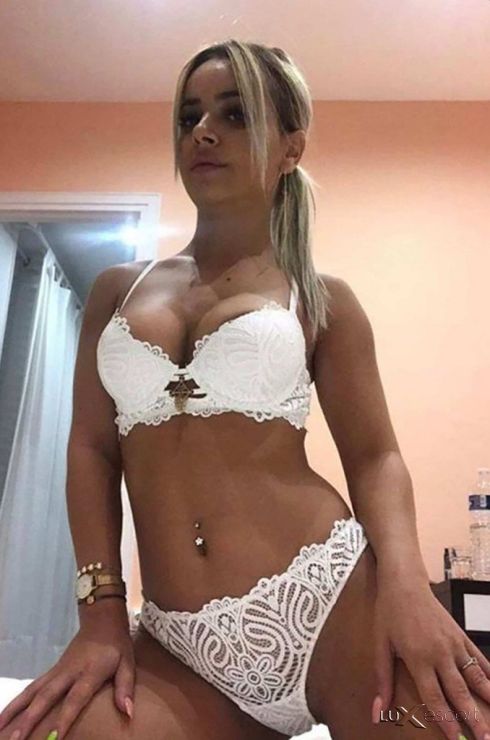 ВИП ЕСКОРТ ДАНИ -  снимка 0