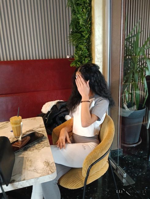 Работя само в София в кеш взимам -  снимка 0