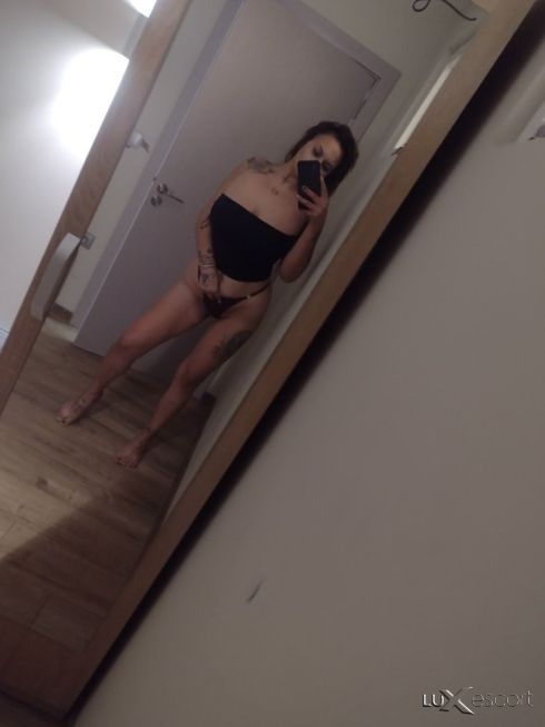 Моника ❤️ -  снимка 2