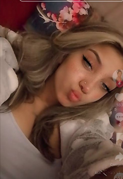 Neu girl 🥰❤️samo za malko 150€ -  снимка 5