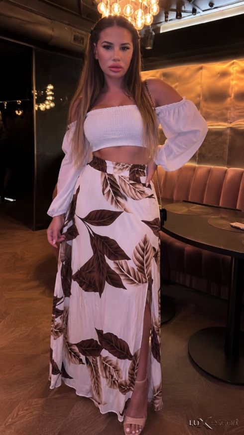 🥂✨ A Touch of Luxury & Pure Elegance 💎🌹💸🪎 -  снимка 4