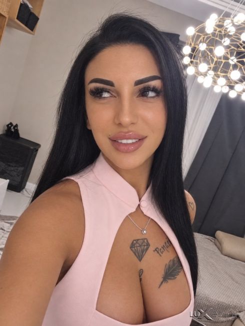 Natalie🥰🥰🥰😘 -  снимка 0